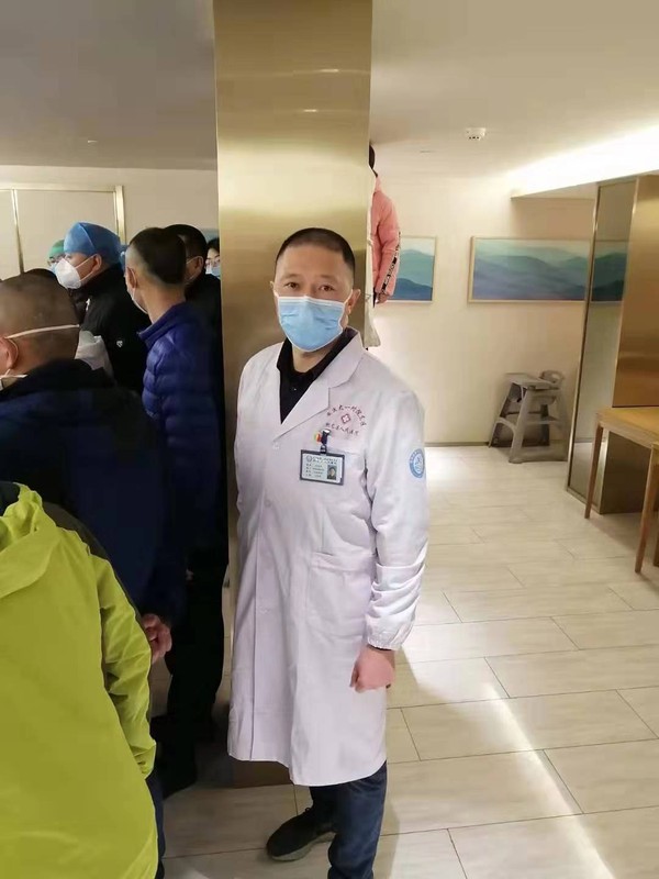 剪完头发后的样子.jpg