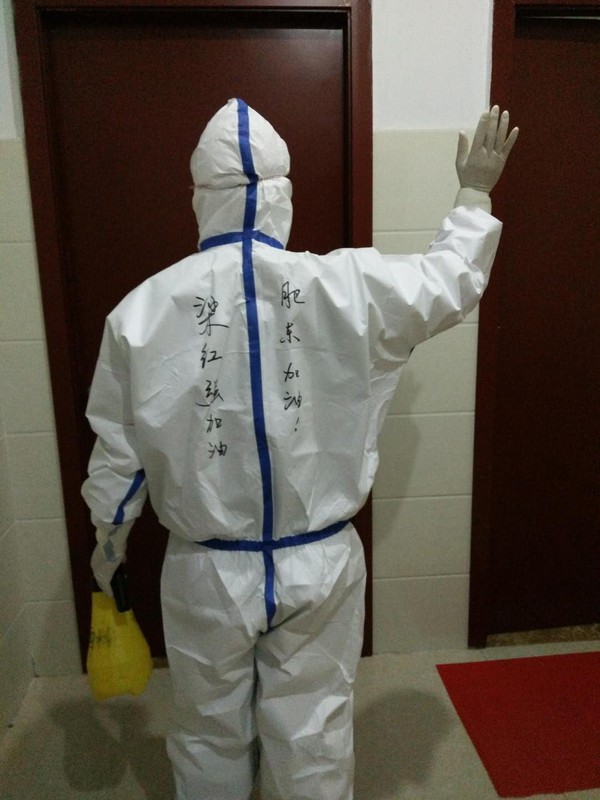 一切准备就绪，迎接新一天的工作  梁红强.jpg