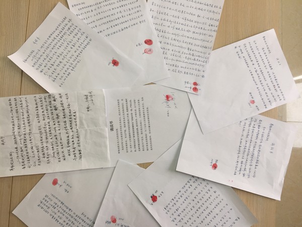 白衣战士逆向而行，主动请缨，用自己的实际行动诠释医者仁心。.jpg